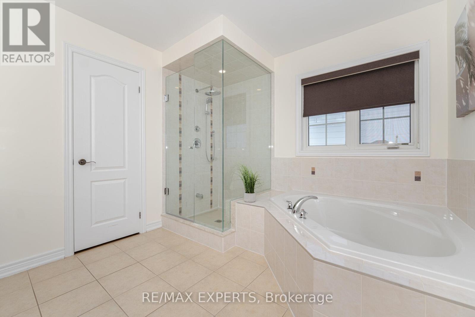 75 Durango Drive, Brampton (Credit Valley), Ontario  L6X 5G9 - Photo 36 - W12191511