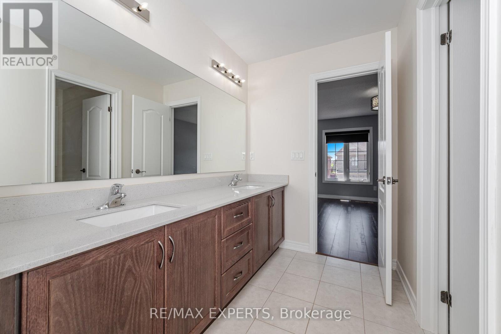 75 Durango Drive, Brampton (Credit Valley), Ontario  L6X 5G9 - Photo 45 - W12191511