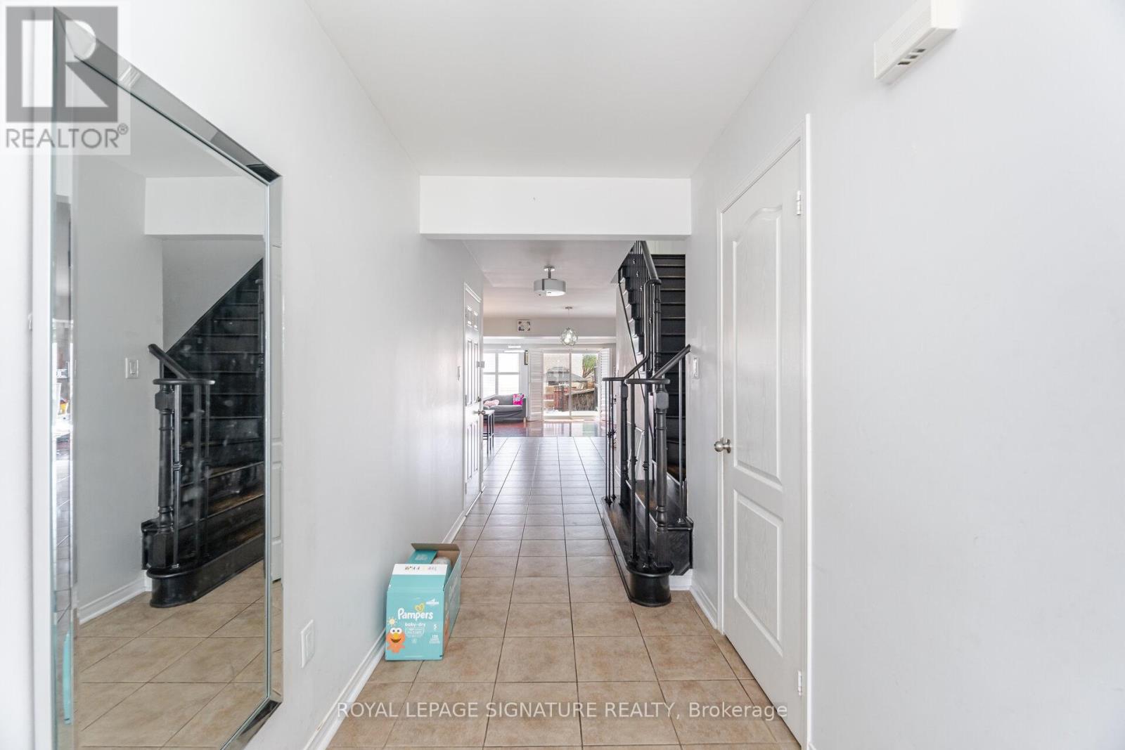66 Lightcatcher Circle, Brampton, Ontario  L6P 3P5 - Photo 7 - W12191522