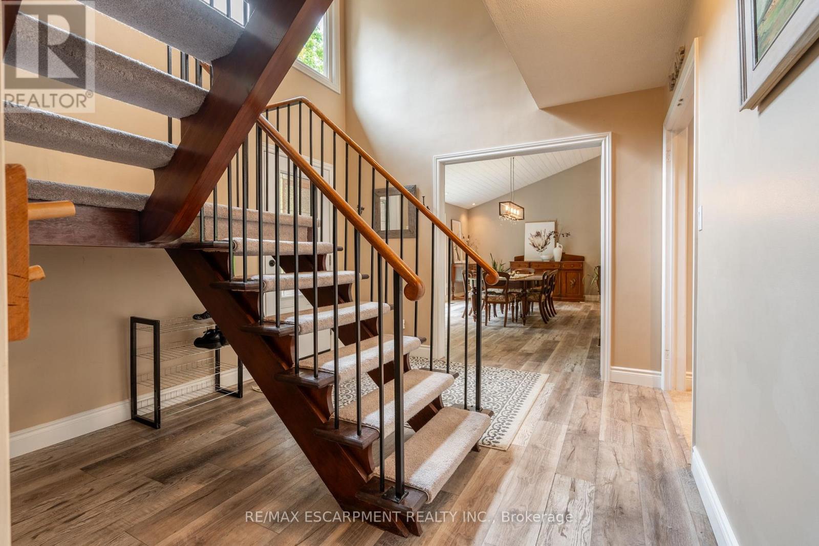 7575 Milburough Line, Milton, Ontario  L0P 1B0 - Photo 6 - W12191608