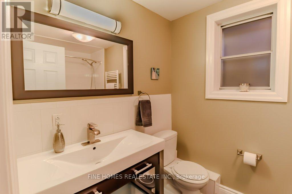 65 Parkdale Road, Toronto, Ontario  M6R 1E3 - Photo 19 - W12191609