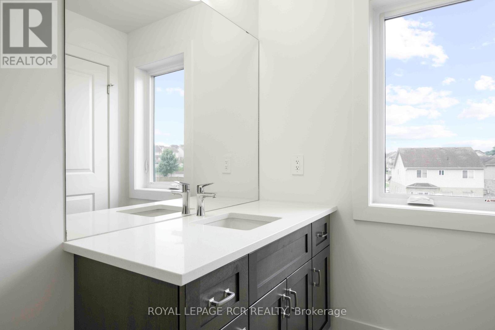 28 - 690 Broadway, Orangeville, Ontario  L9W 5C8 - Photo 25 - W12191611