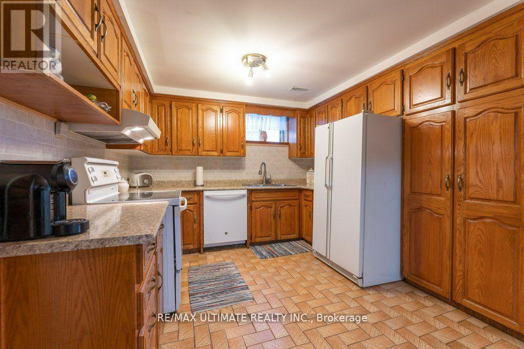 47 Jocada Road, Toronto, Ontario  M6L 2J4 - Photo 26 - W12191631