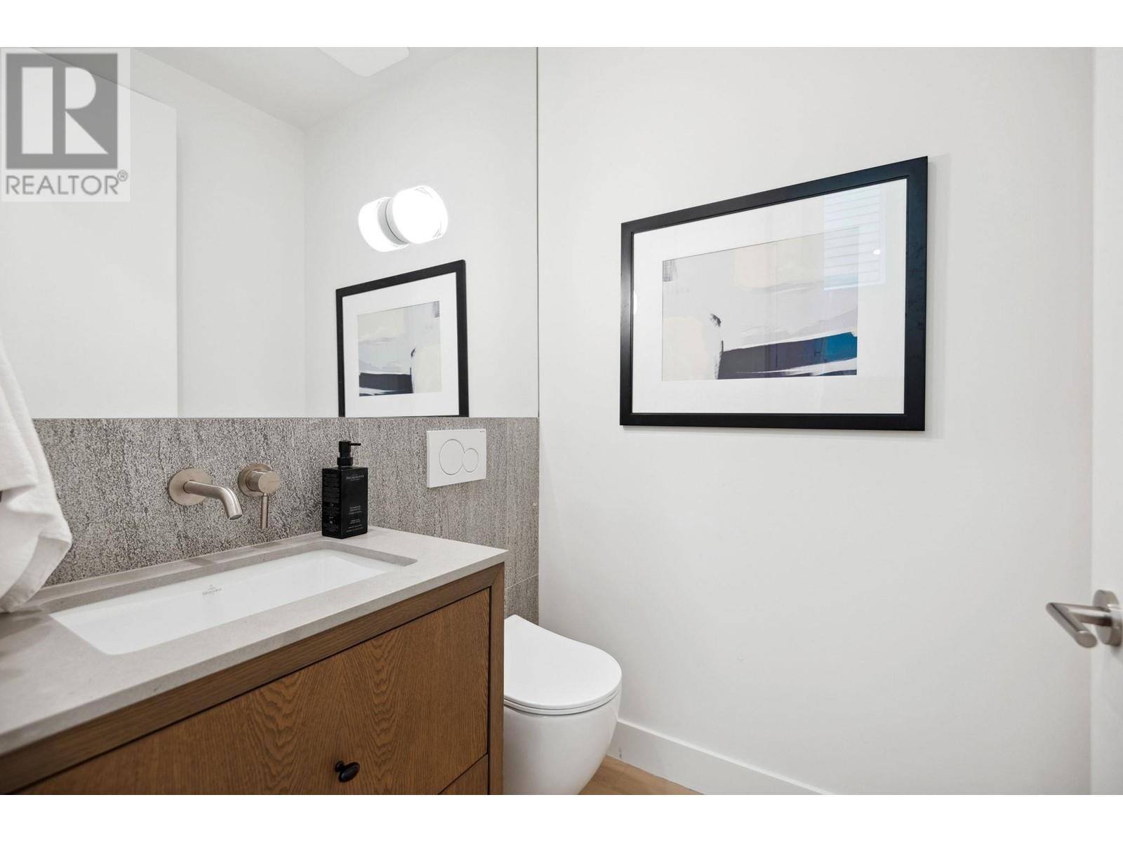 1 4748 Argyle Street, Vancouver, British Columbia  V5N 3X8 - Photo 11 - R3010426