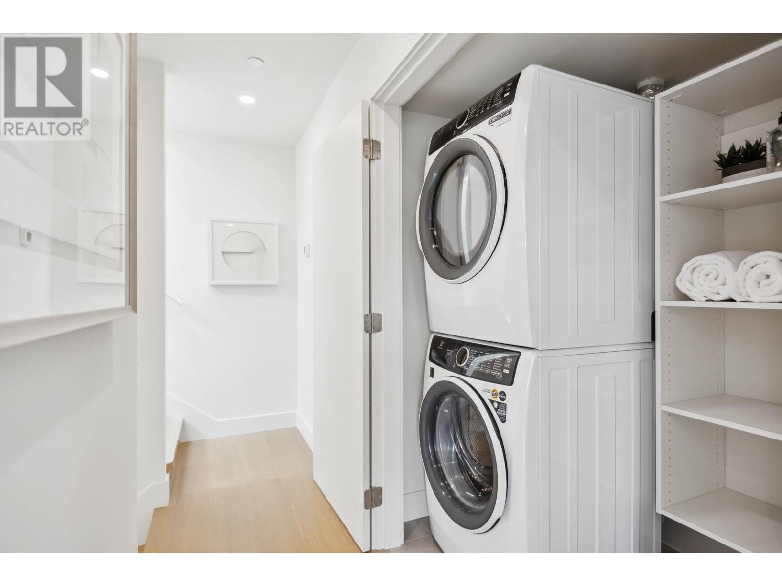 2 4748 Argyle Street, Vancouver, British Columbia  V5N 3X8 - Photo 24 - R3010428