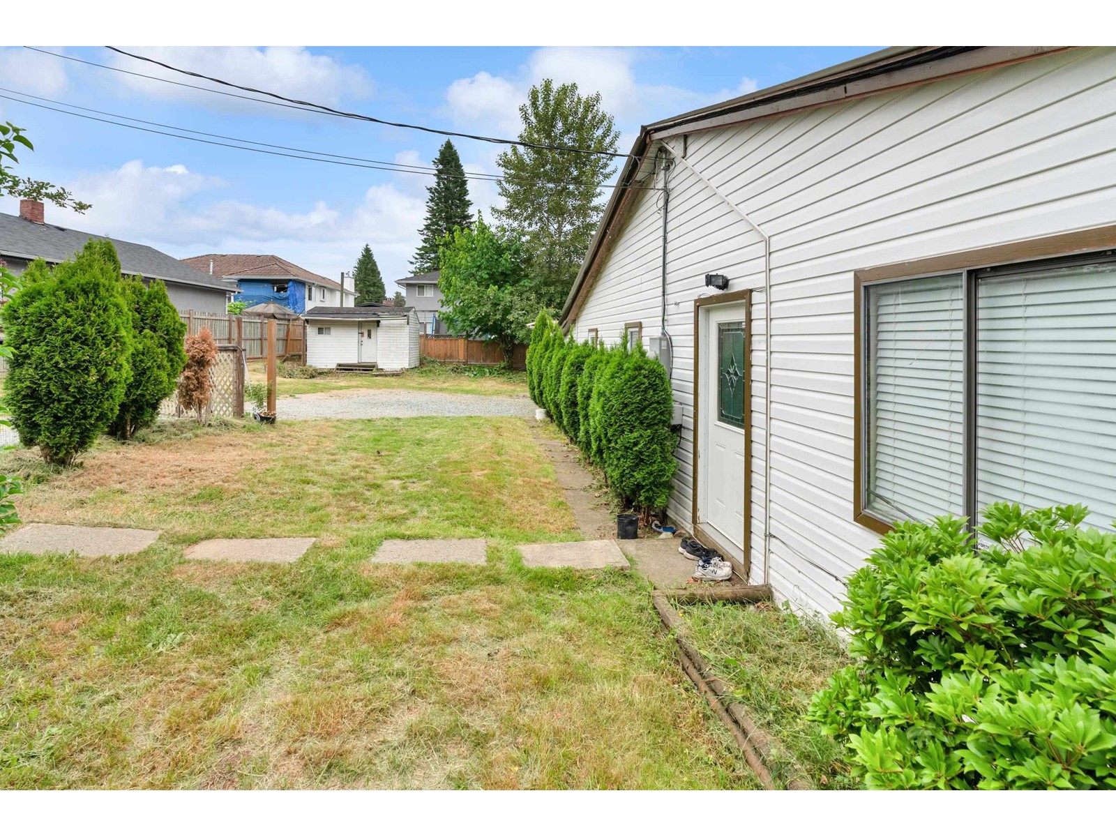 7472 Turner Street, Mission, British Columbia  V2V 2Z3 - Photo 2 - R3010440