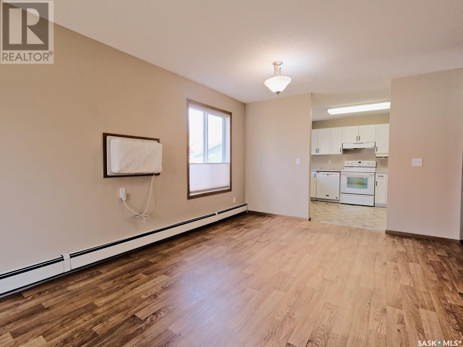 101 114 Third Avenue E, Rosetown, Saskatchewan  S0L 2V0 - Photo 21 - SK007757