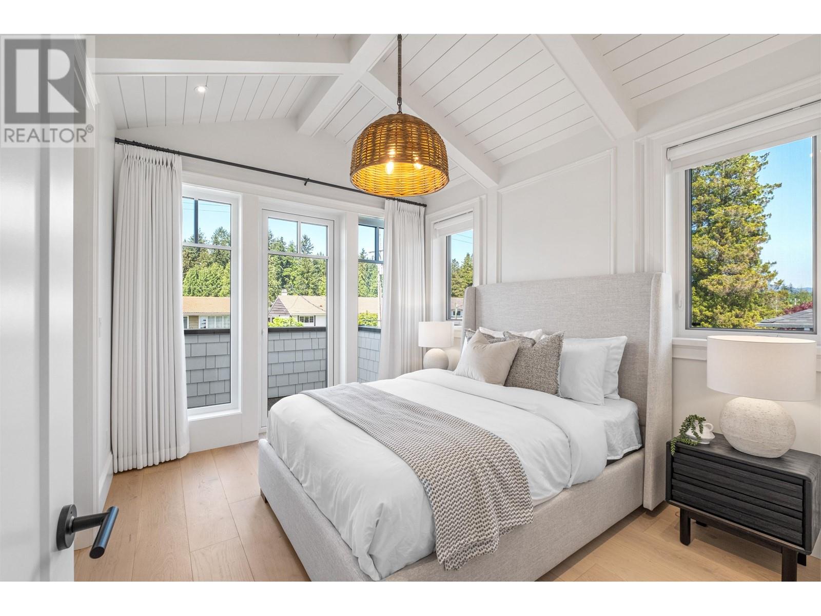821 E 16th Street, North Vancouver, British Columbia  V7L 2V3 - Photo 22 - R3008261