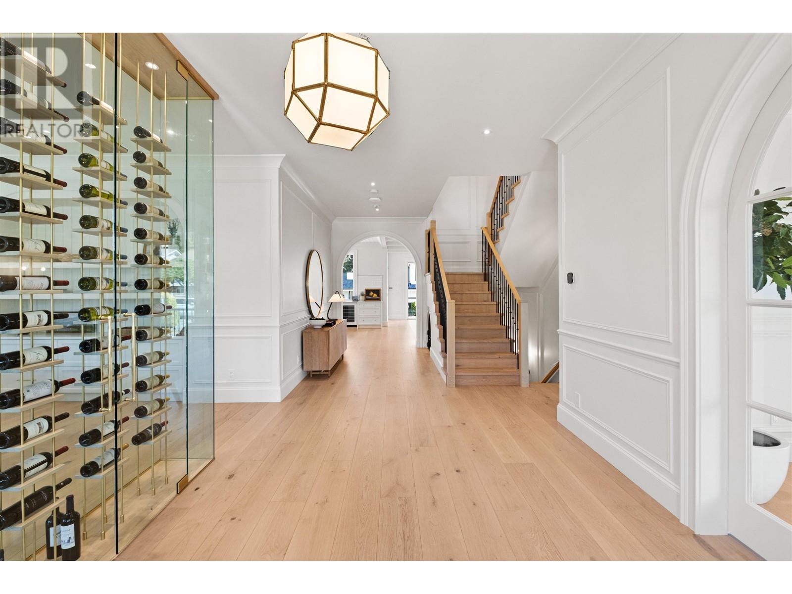 821 E 16th Street, North Vancouver, British Columbia  V7L 2V3 - Photo 11 - R3008261