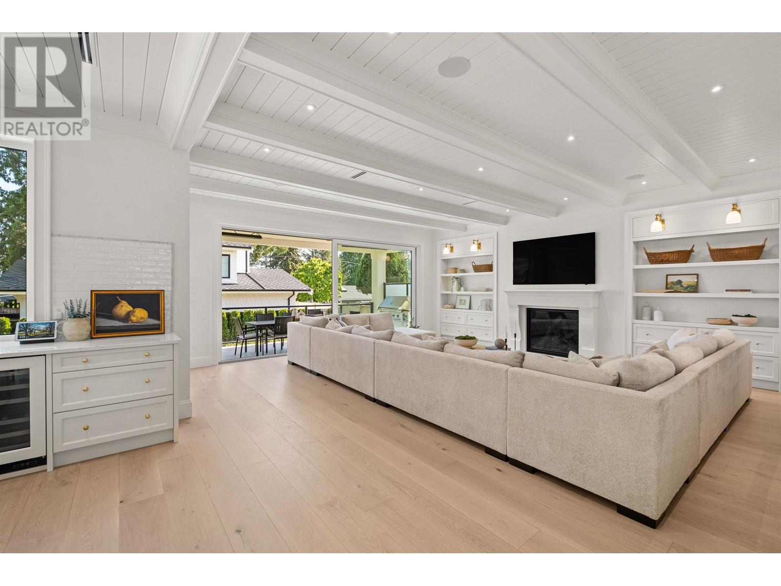 821 E 16th Street, North Vancouver, British Columbia  V7L 2V3 - Photo 8 - R3008261