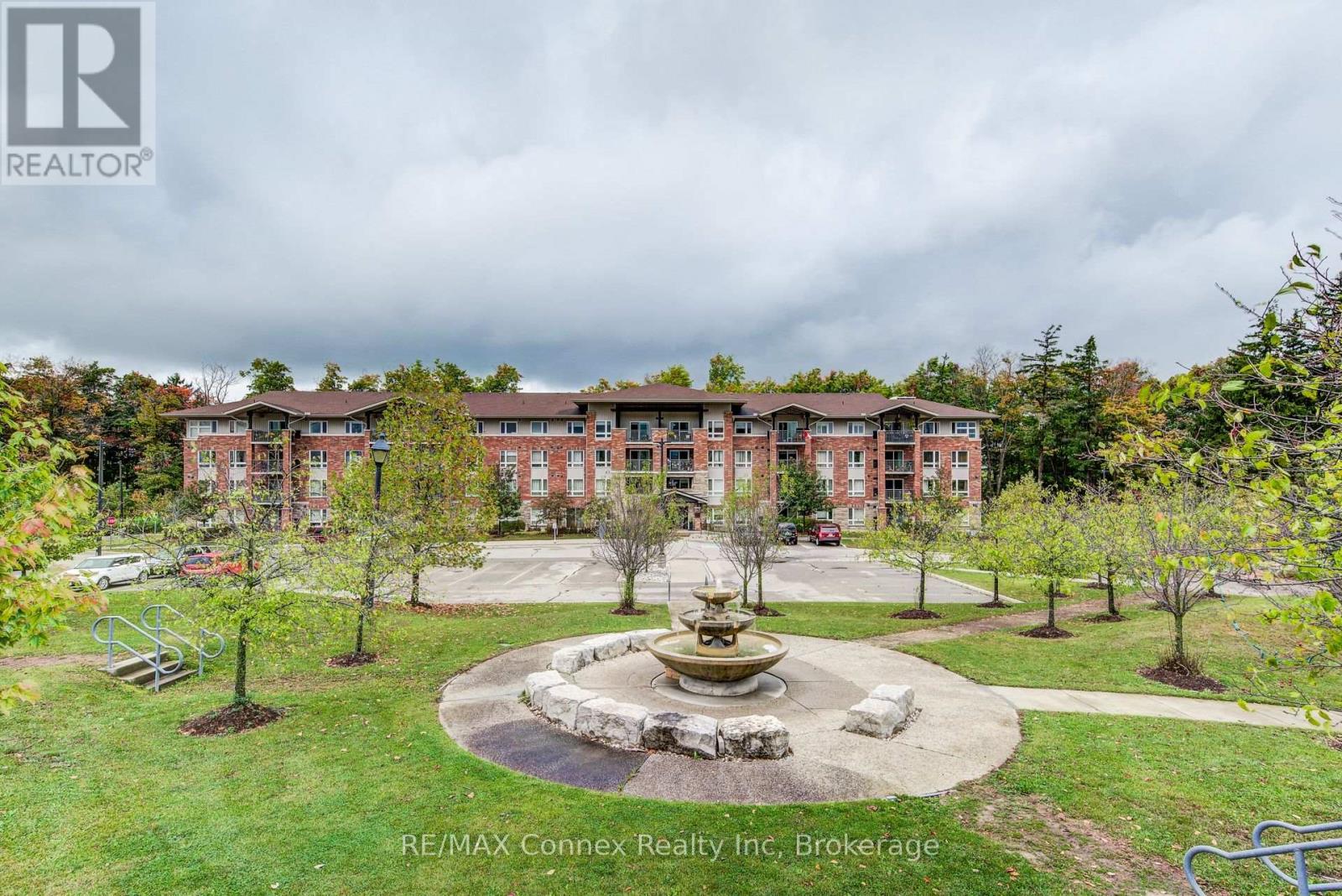 10 - 625 St David Street S, Centre Wellington, Ontario  N1M 0A8 - Photo 4 - X12191742