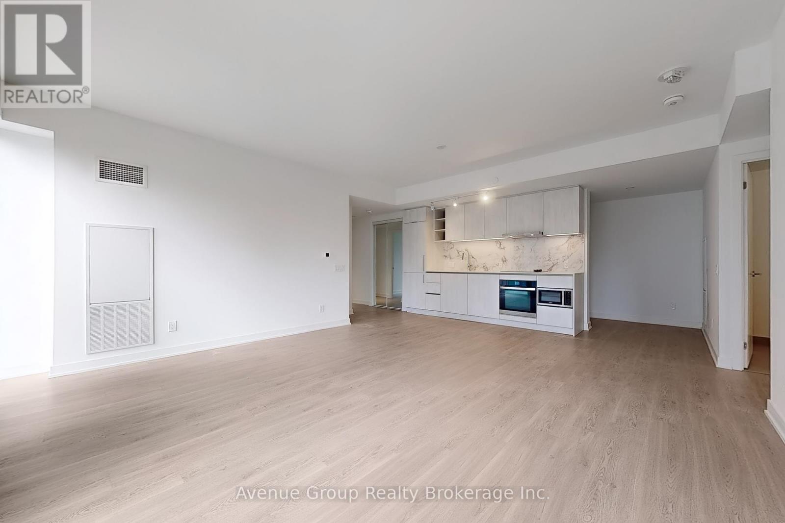 708 - 8 Wellesley Street W, Toronto, Ontario  M4Y 0J5 - Photo 8 - C12165807
