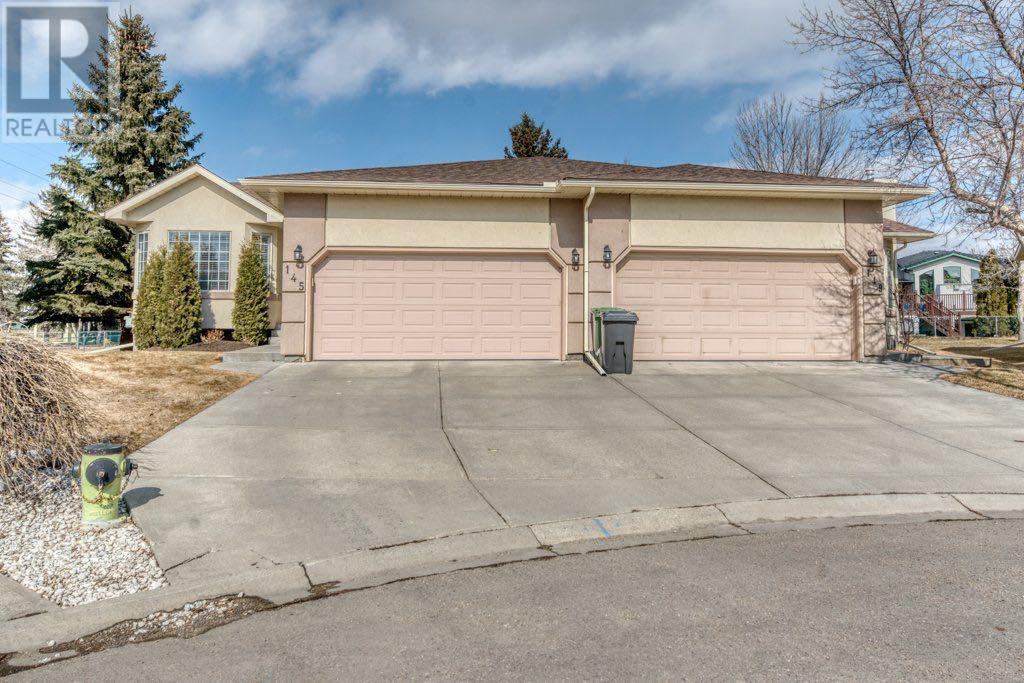 Property at 145 Lakeside Greens Place image 3