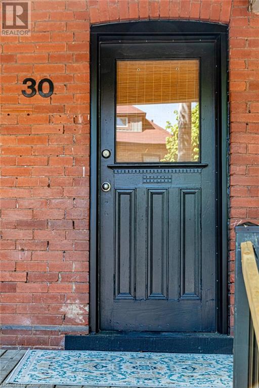 30 Cedar Avenue, Hamilton, Ontario  L8M 3A5 - Photo 3 - 40729304