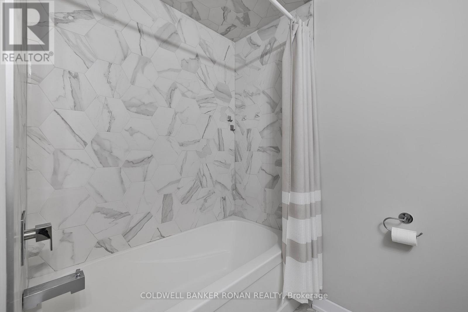 15 Wilings Lane, Hamilton (Ancaster), Ontario  L9G 0H3 - Photo 23 - X12191405