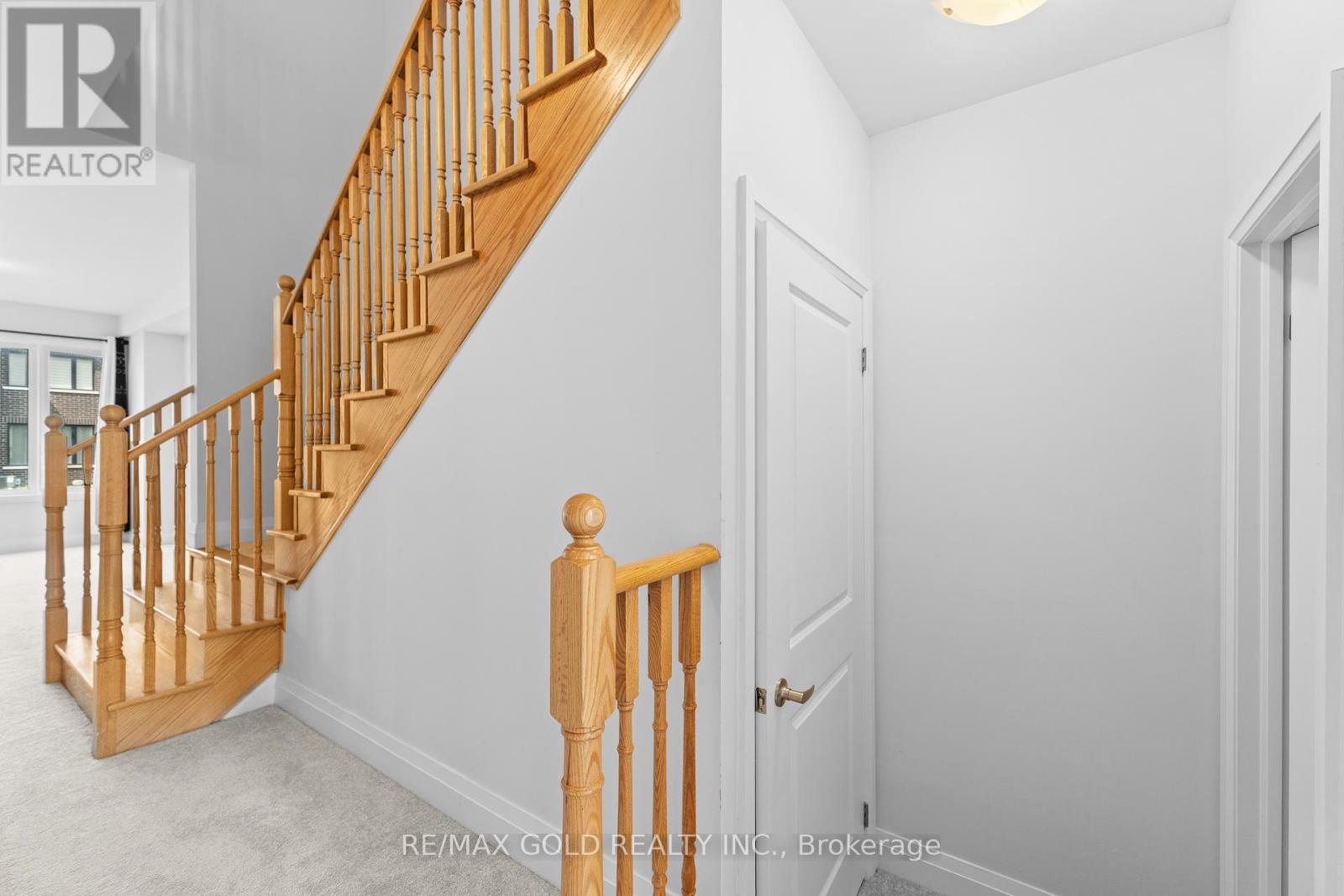 136 Corley Street, Kawartha Lakes, Ontario  K9V 0R4 - Photo 10 - X12191440