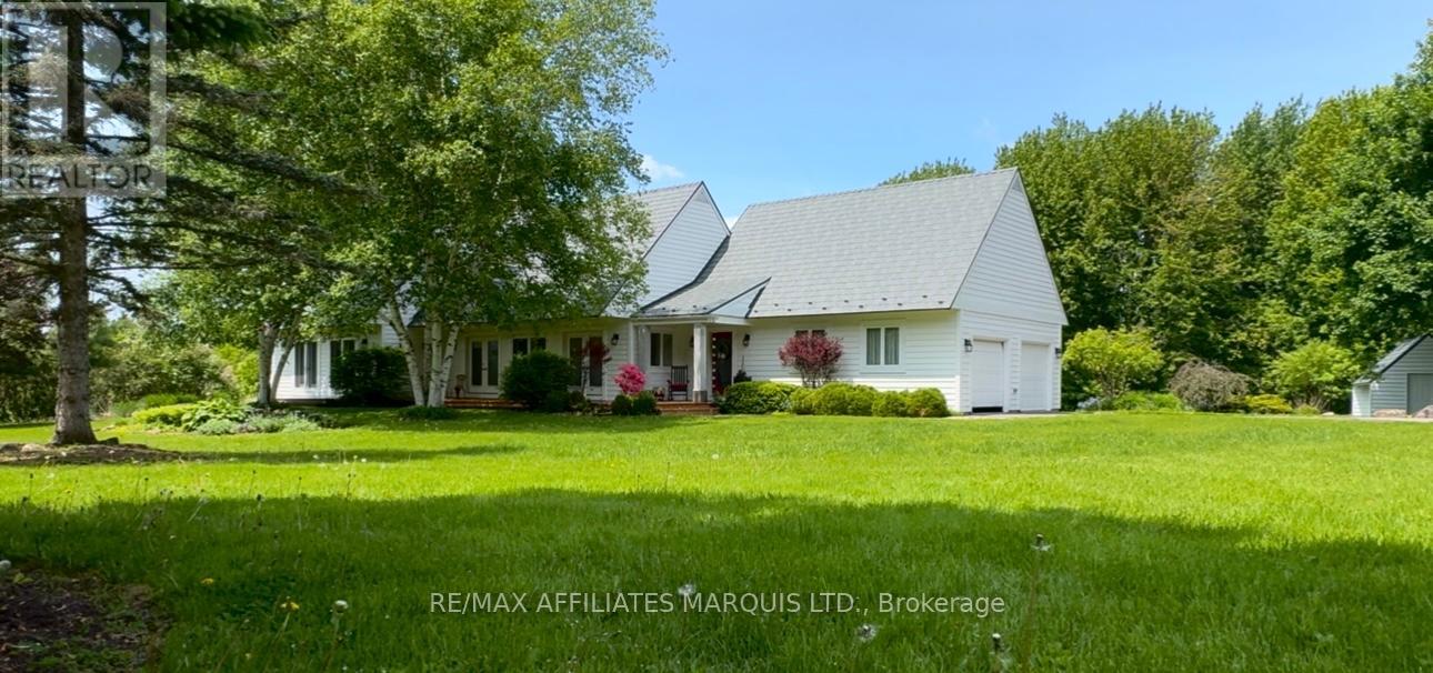 18537 STONEHOUSE POINT ROAD, South Glengarry, Ontario