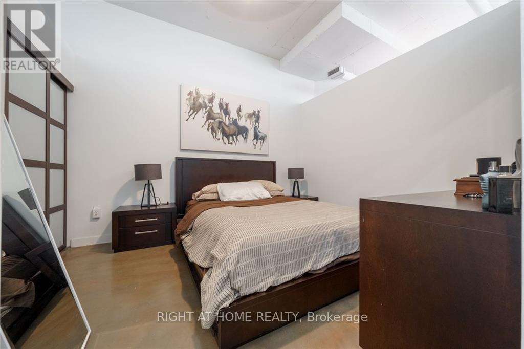 312 - 66 Bay Street S, Hamilton, Ontario  L8P 4Z6 - Photo 7 - X12191628