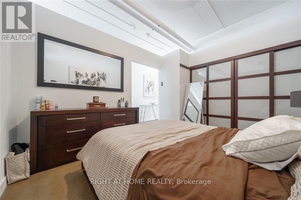 312 - 66 Bay Street S, Hamilton, Ontario  L8P 4Z6 - Photo 8 - X12191628