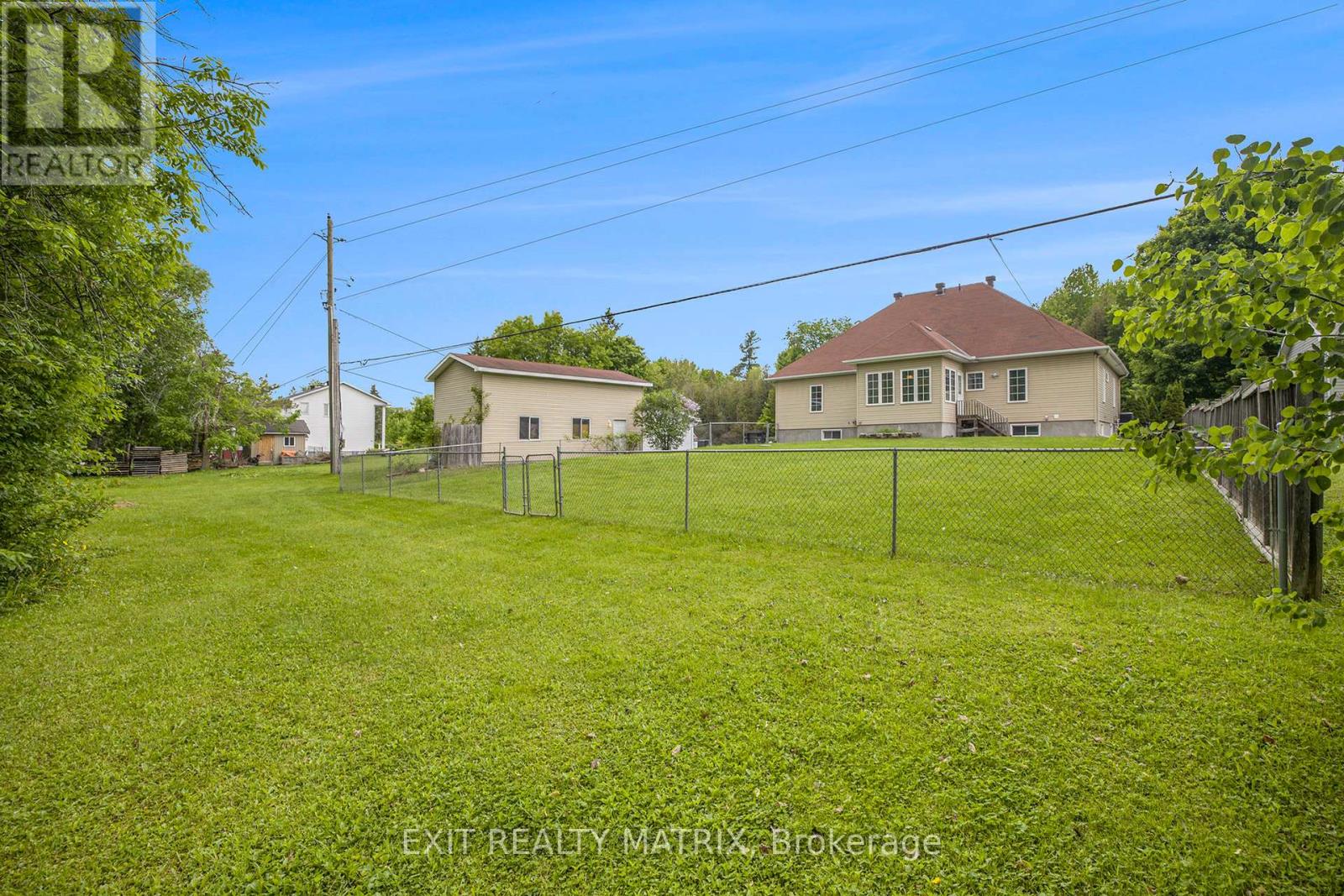 7232 Mitch Owens Road, Ottawa, Ontario  K4P 1K8 - Photo 40 - X12191727