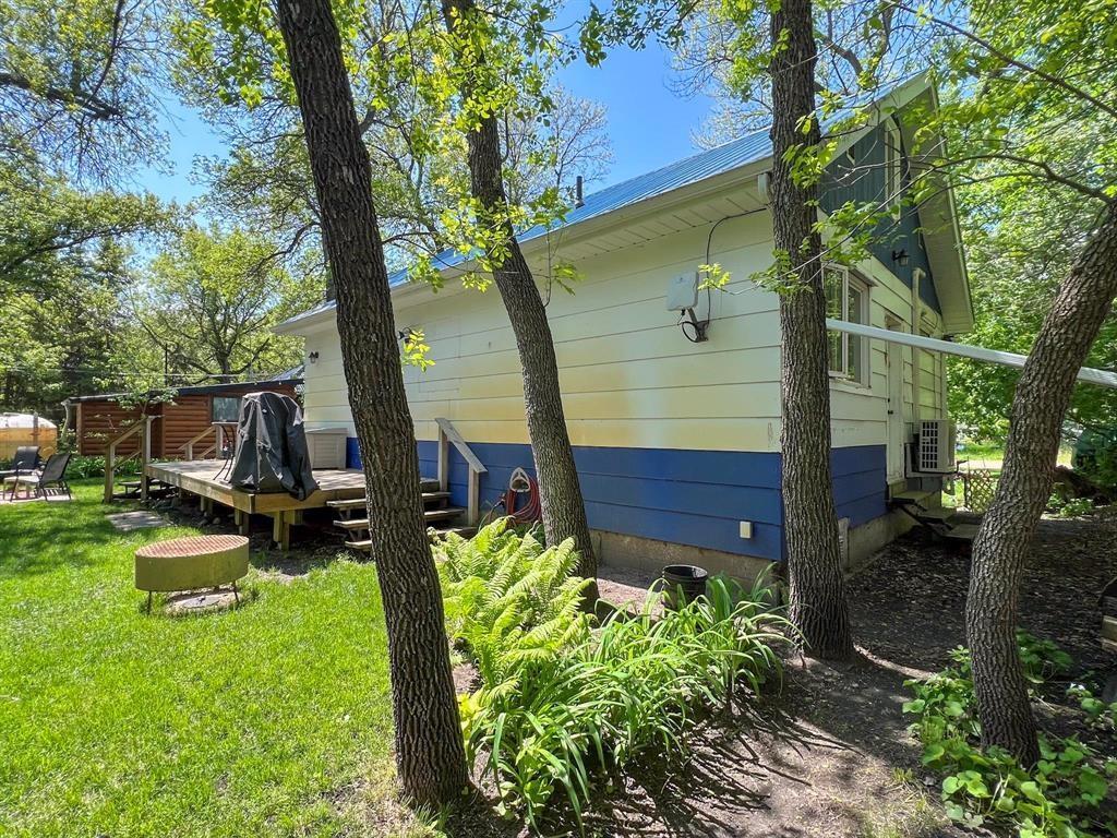 330 Oak Drive, Oak Lake Beach, Manitoba