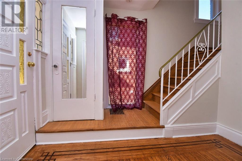 157 Haddon Avenue N, Hamilton, Ontario  L8S 4A7 - Photo 7 - 40704131