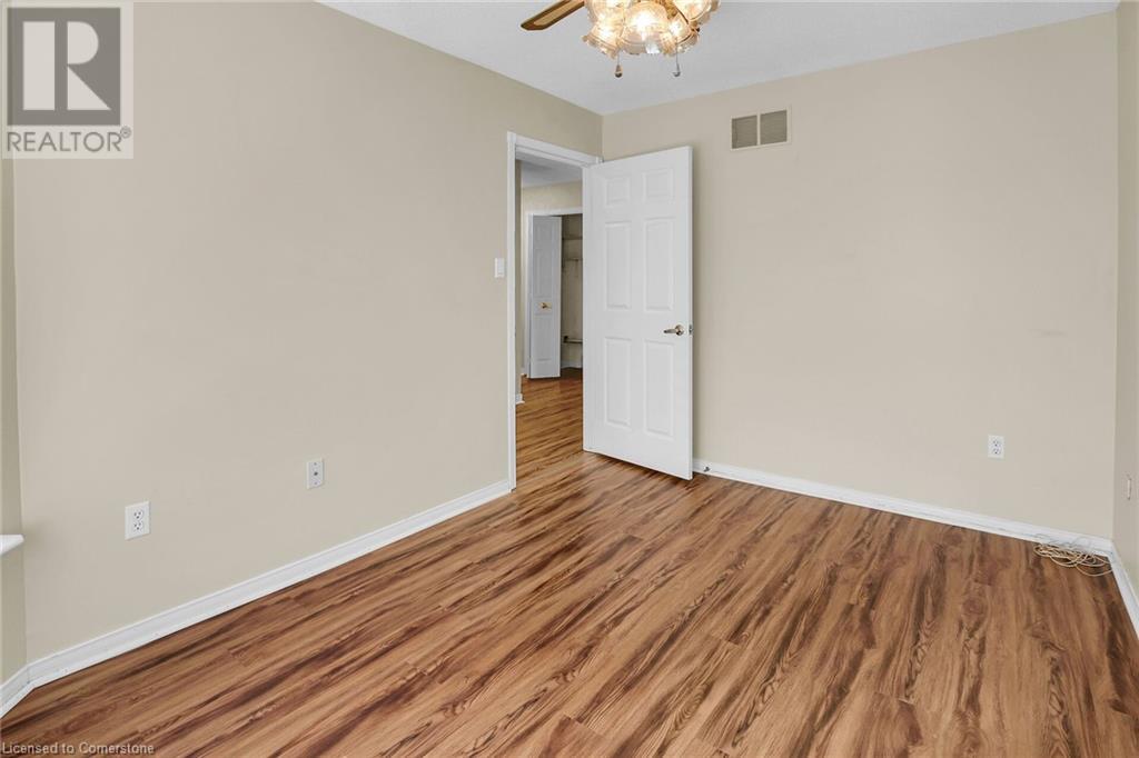 7 Village Drive, Smithville, Ontario  L0R 2A0 - Photo 13 - 40725813