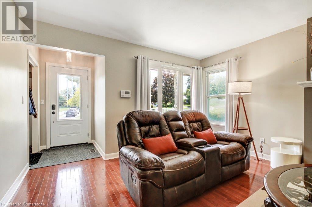 25 Tyrell Street, Simcoe, Ontario  N3Y 2H2 - Photo 2 - 40733333