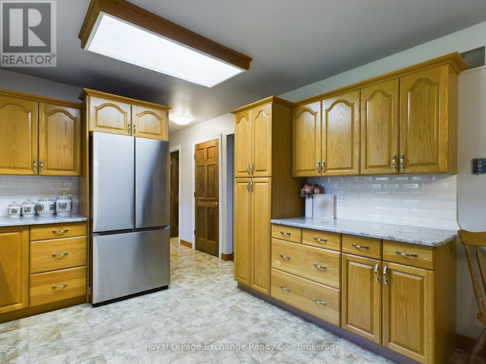 401767 Grey Road 4 Road, West Grey, Ontario  N4N 3B8 - Photo 12 - X11955610
