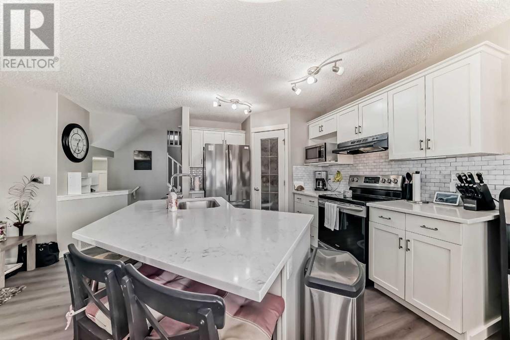 180 Brightonstone Gardens Se, Calgary, Alberta  T2Z 0C9 - Photo 5 - A2216276