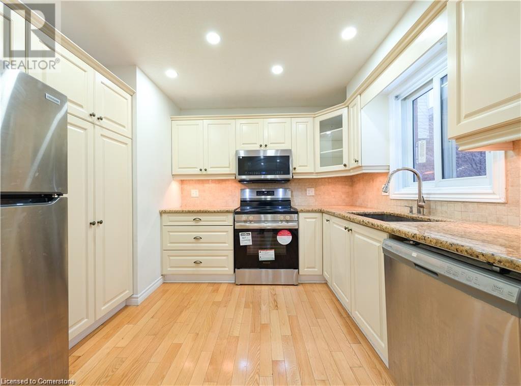 187 Daimler Drive, Kitchener, Ontario  N2A 4C8 - Photo 12 - 40736757