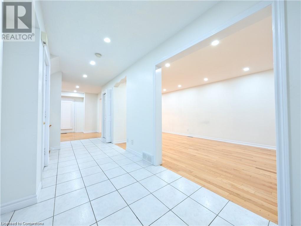 187 Daimler Drive, Kitchener, Ontario  N2A 4C8 - Photo 6 - 40736757