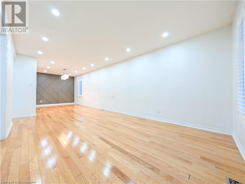 187 Daimler Drive, Kitchener, Ontario  N2A 4C8 - Photo 8 - 40736757