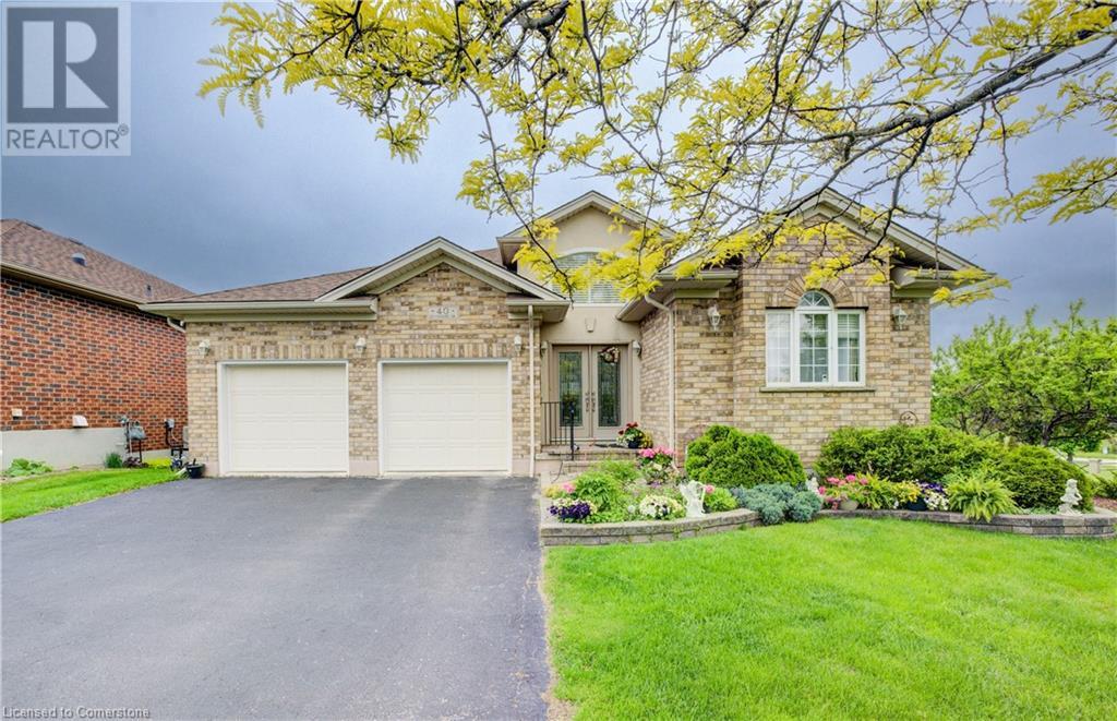 40 Devonshire Drive, New Hamburg, Ontario  N3A 4J7 - Photo 1 - 40736681