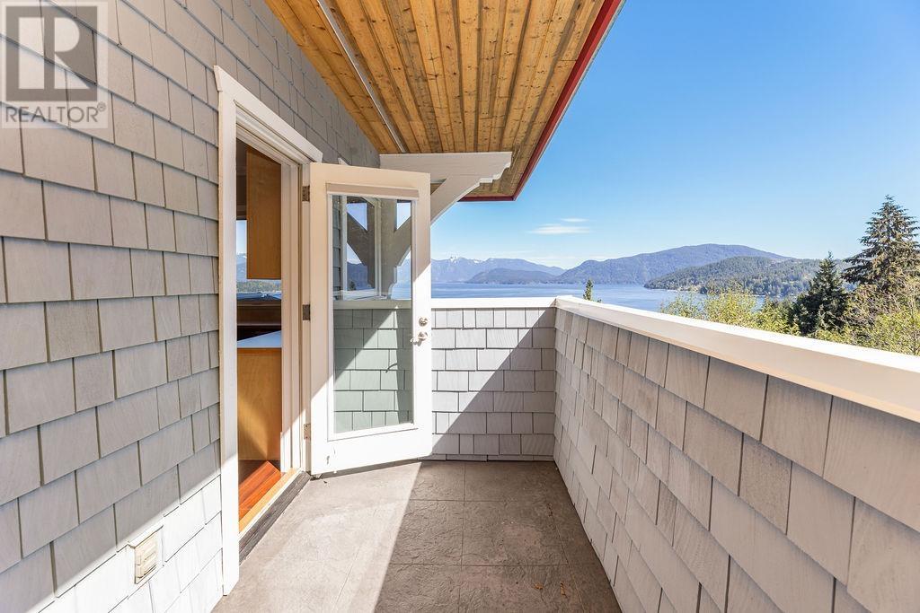 1128 Twin Isle Drive, Gibsons, British Columbia  V0N 1V1 - Photo 27 - R2993240