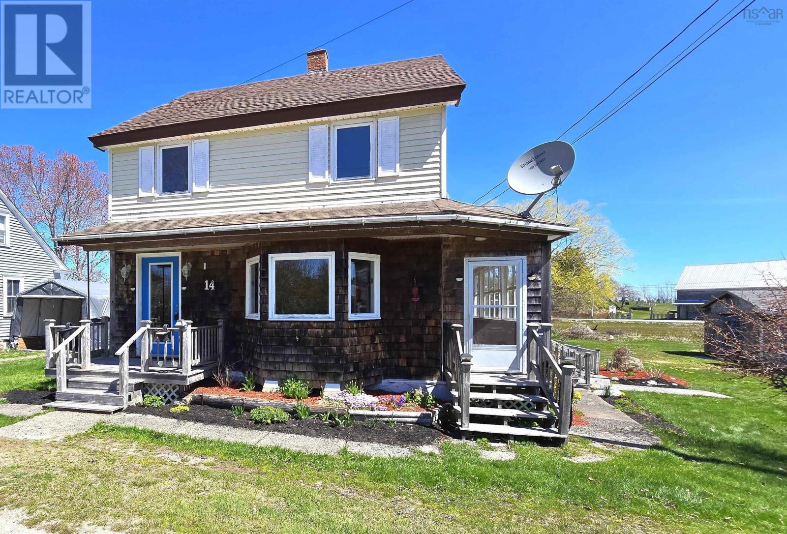 14 Commercial Street, Port Medway, Nova Scotia