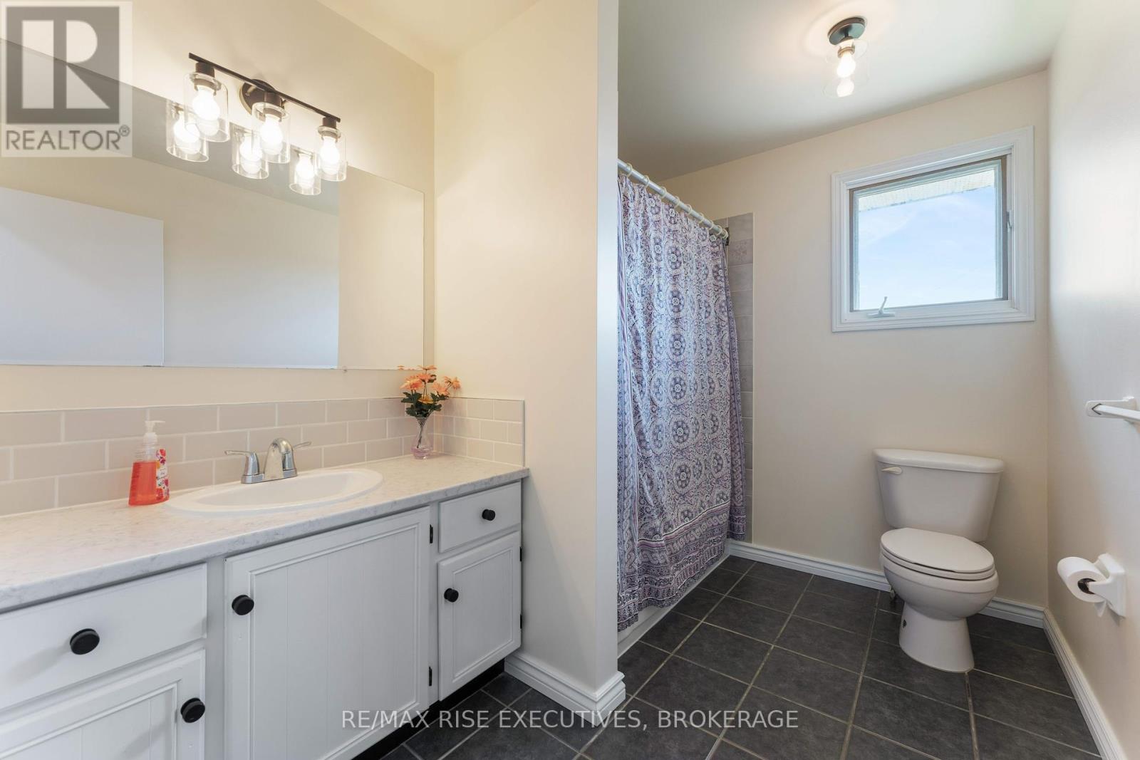 656 Rivermeade Avenue, Kingston, Ontario  K7M 7Z6 - Photo 20 - X12191811