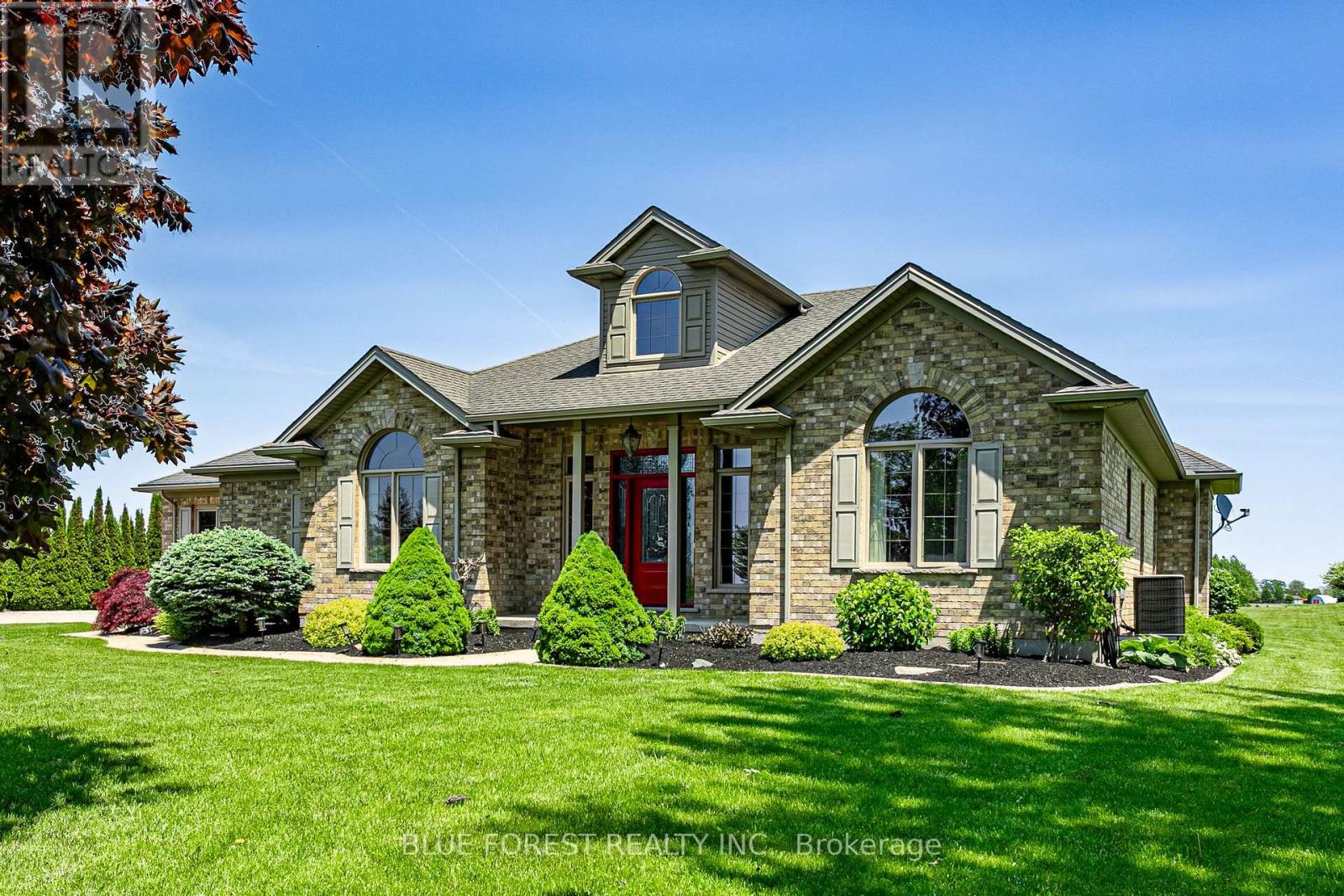 10938 Rogers Road, Malahide, Ontario  N5H 2R6 - Photo 3 - X12191854