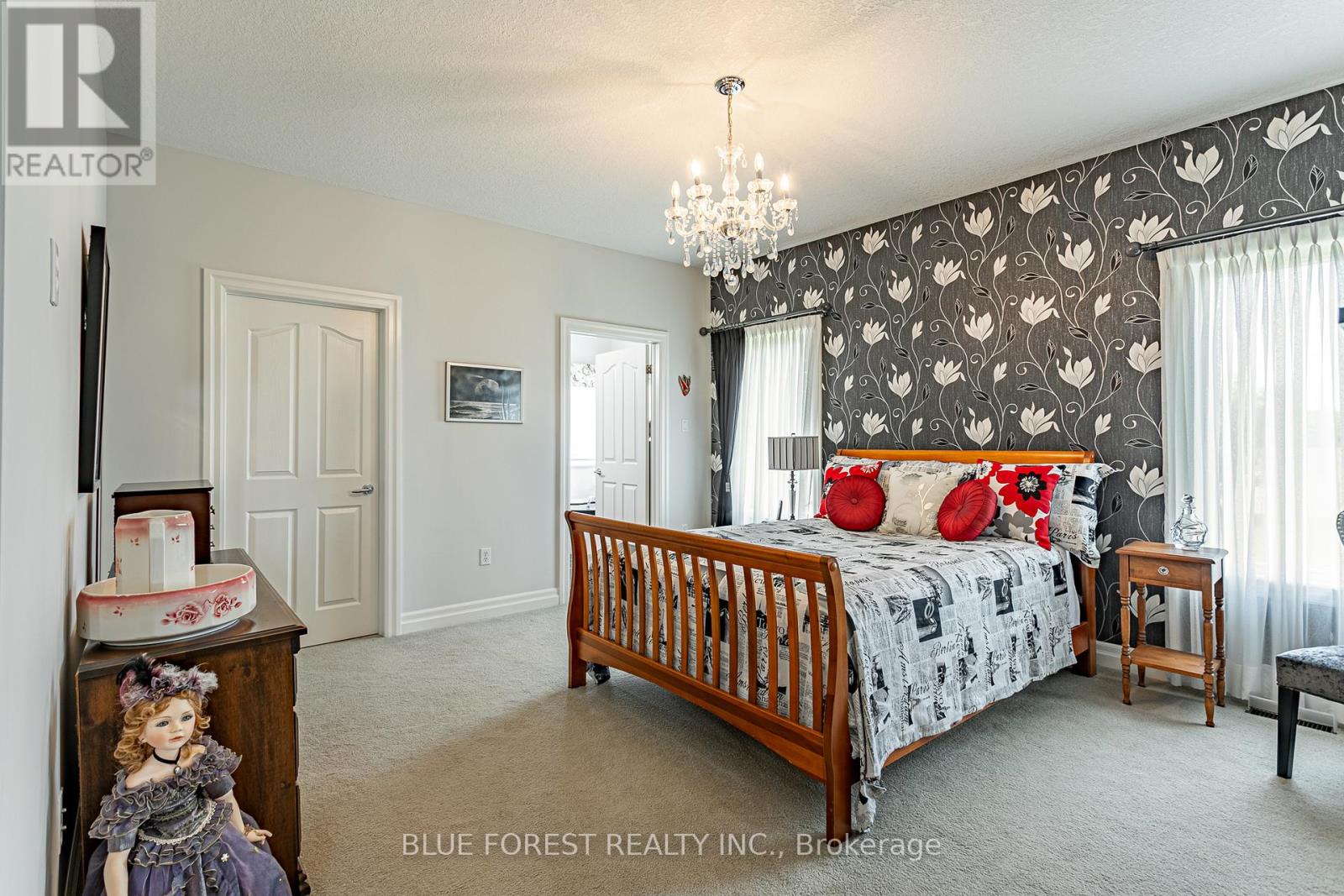 10938 Rogers Road, Malahide, Ontario  N5H 2R6 - Photo 7 - X12191854