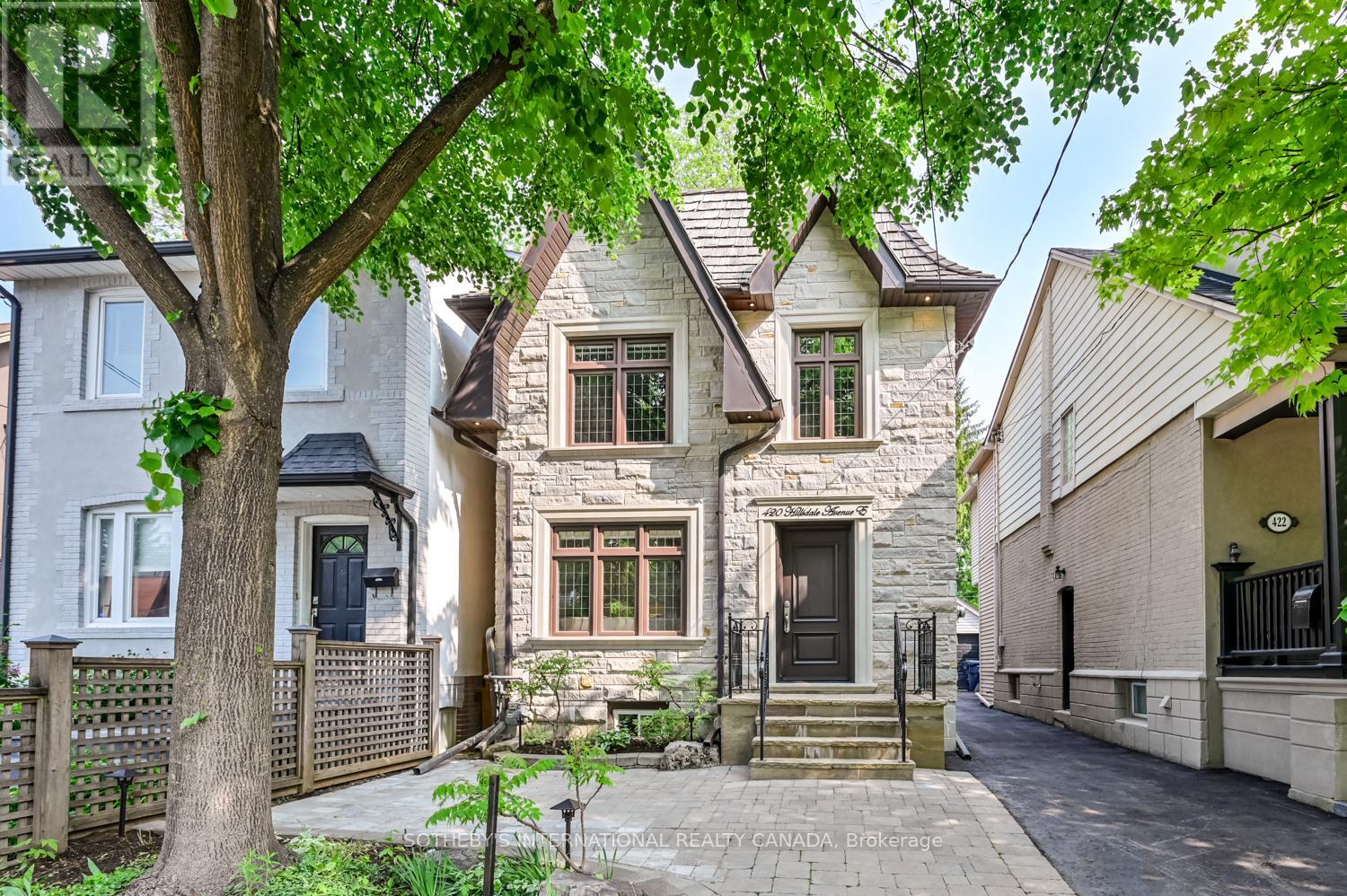 420 HILLSDALE AVENUE E, Toronto, Ontario