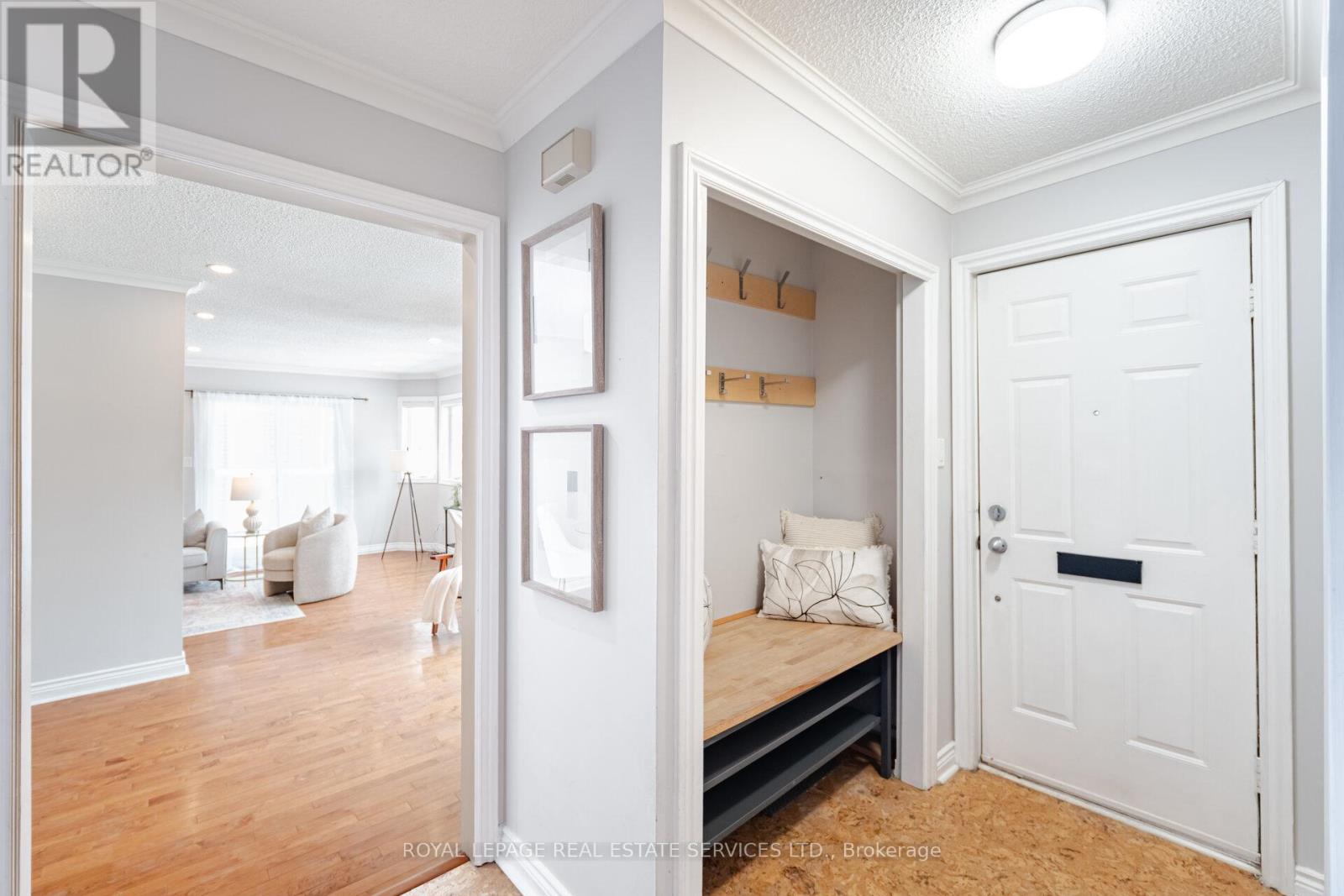 24a Massey Street, Toronto (Niagara), Ontario  M6J 3T7 - Photo 3 - C12191651