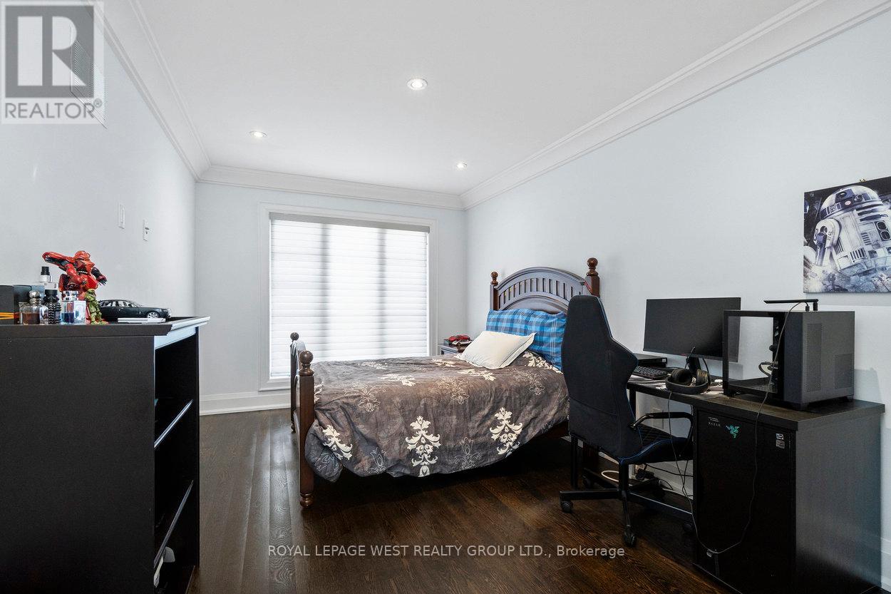 218 Cameron Avenue, Toronto, Ontario  M2N 1E7 - Photo 37 - C12191704