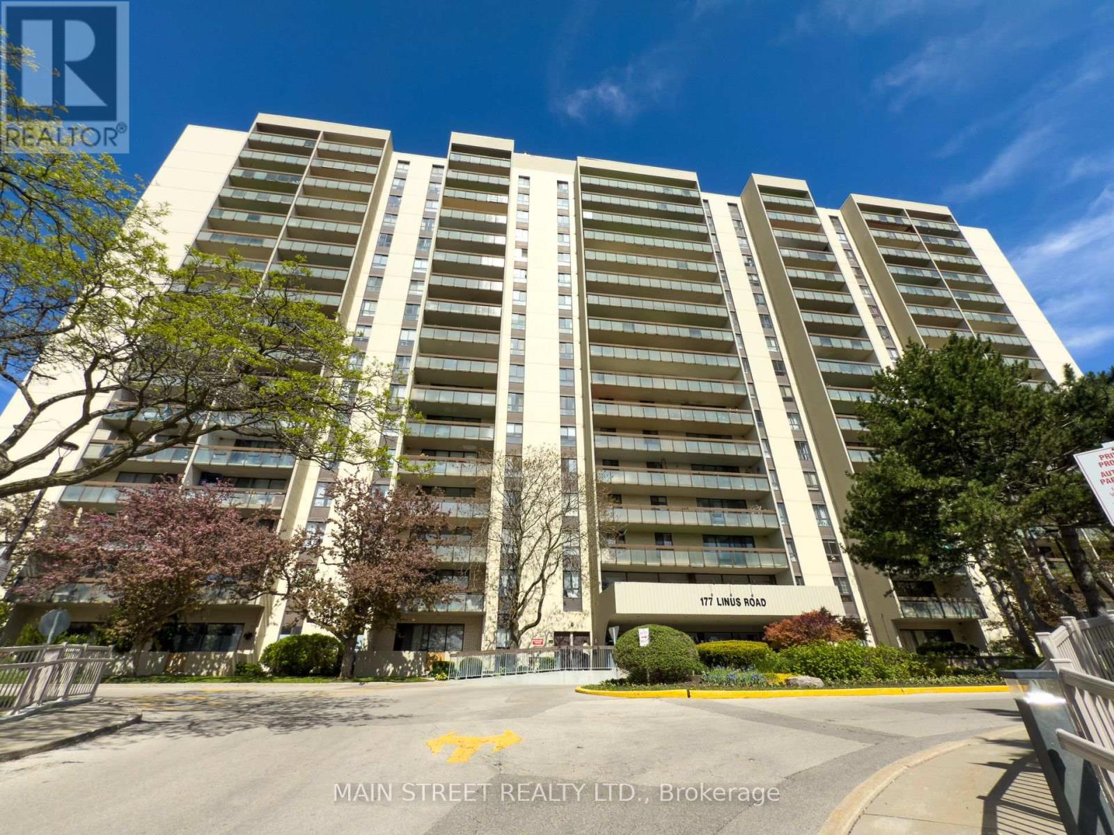 Ph15 - 177 Linus Road, Toronto, Ontario  M2J 4S5 - Photo 1 - C12191726