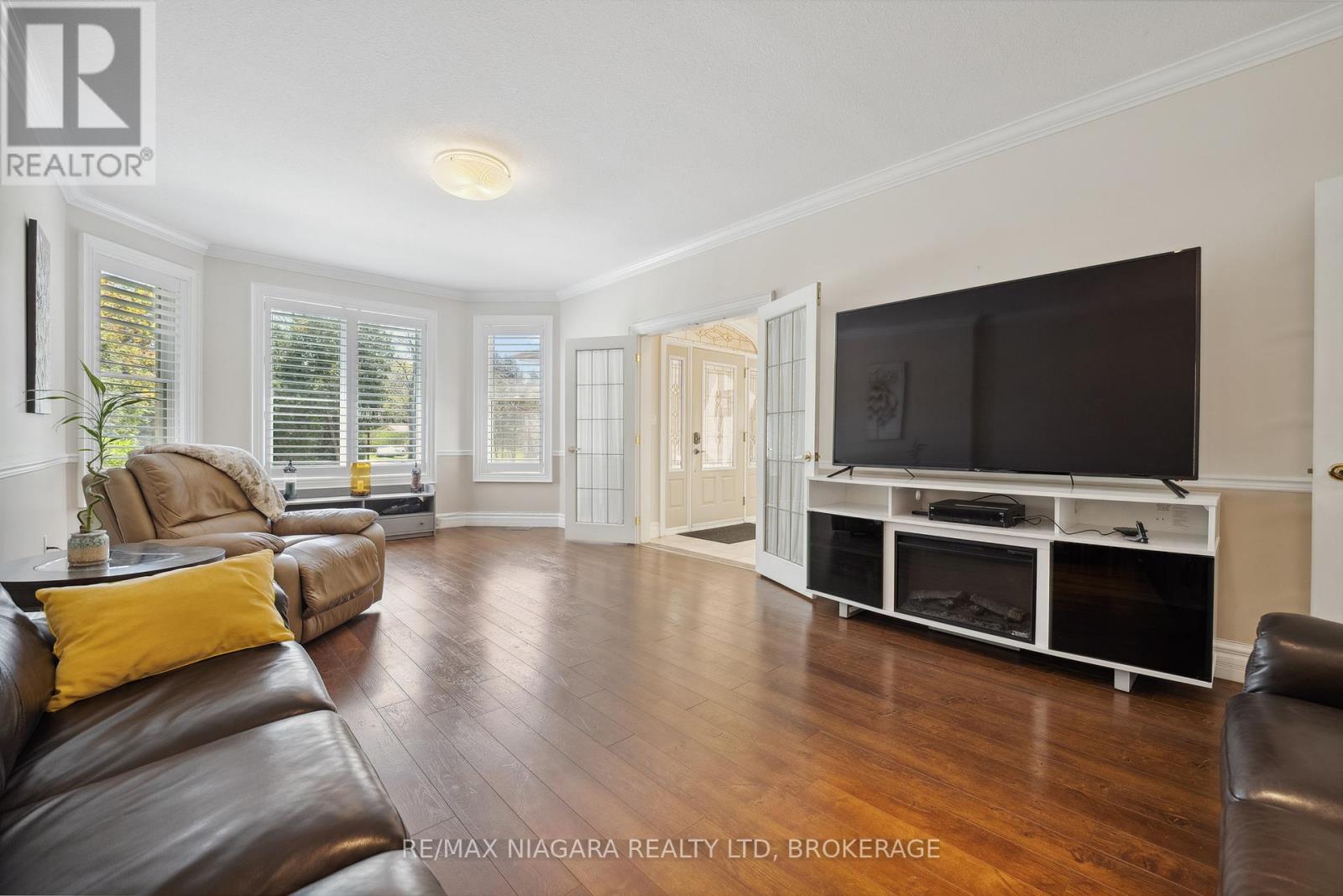 Property at 1673 ST. PAUL STREET W image 5