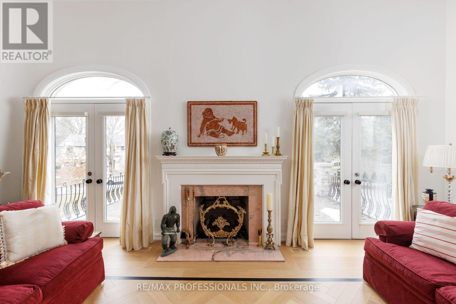 6a Edenbrook Hill, Toronto, Ontario  M9A 3Z6 - Photo 8 - W12098793
