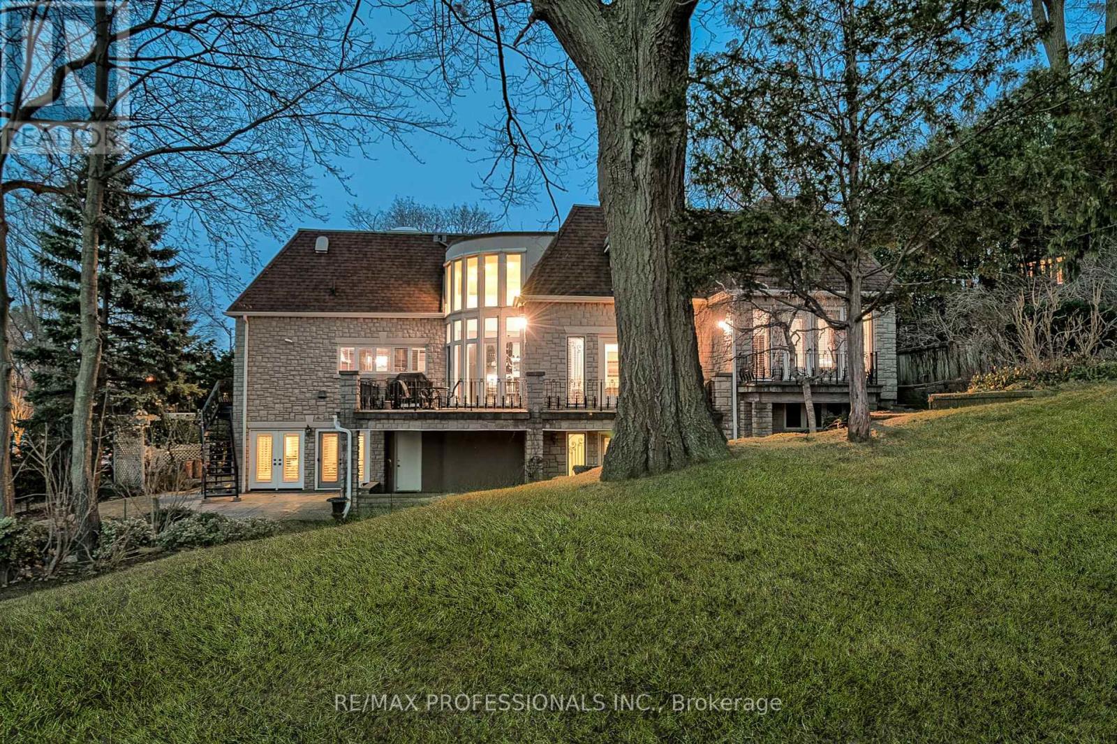 6a Edenbrook Hill, Toronto, Ontario  M9A 3Z6 - Photo 49 - W12098793