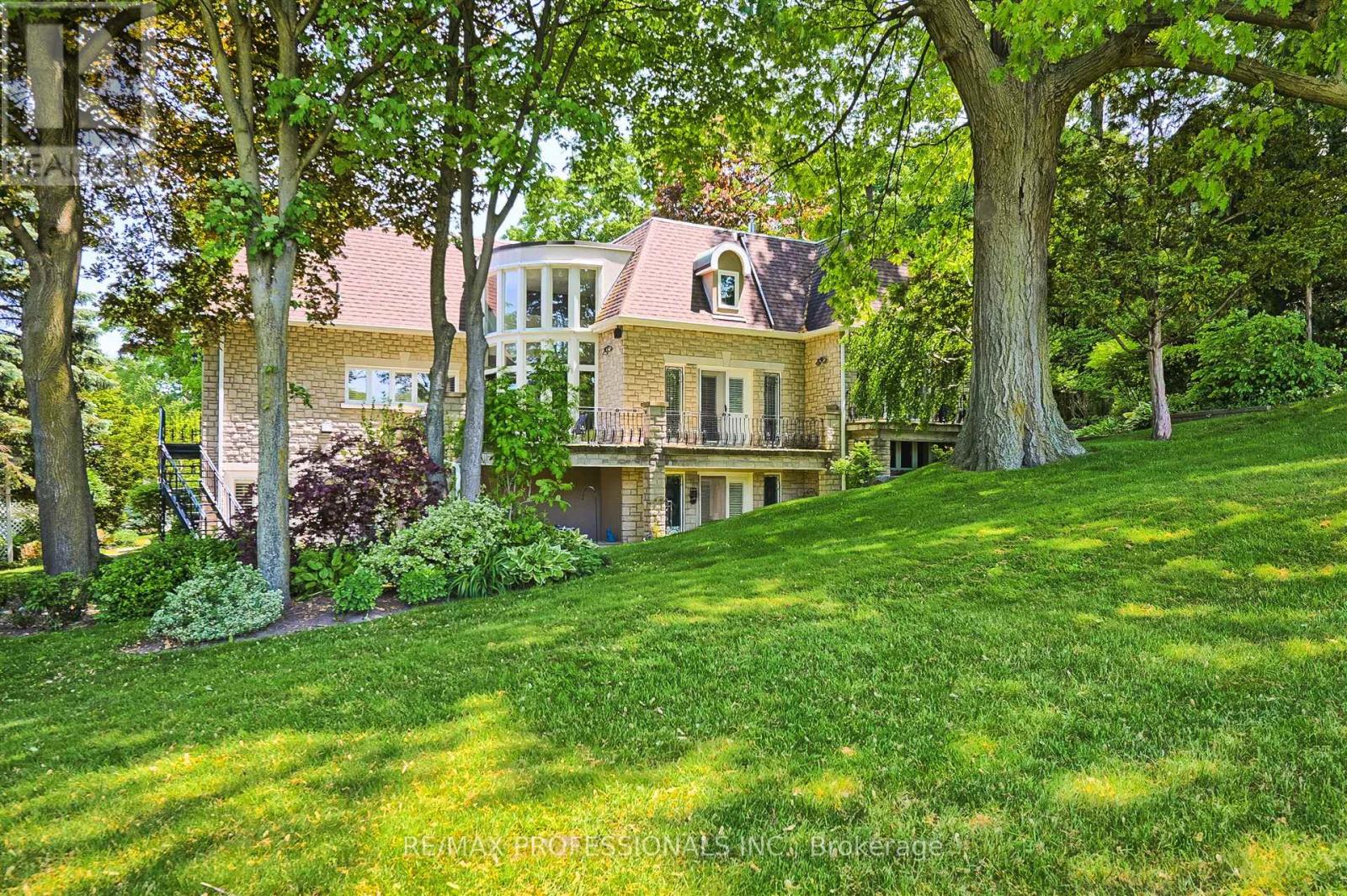 6a Edenbrook Hill, Toronto, Ontario  M9A 3Z6 - Photo 43 - W12098793