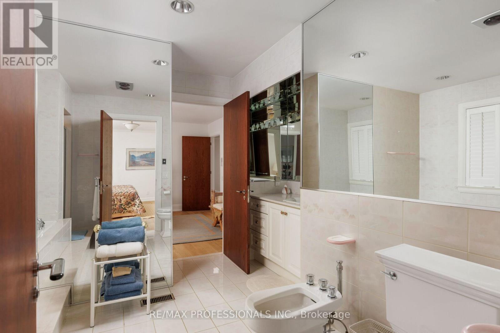 6a Edenbrook Hill, Toronto, Ontario  M9A 3Z6 - Photo 25 - W12098793