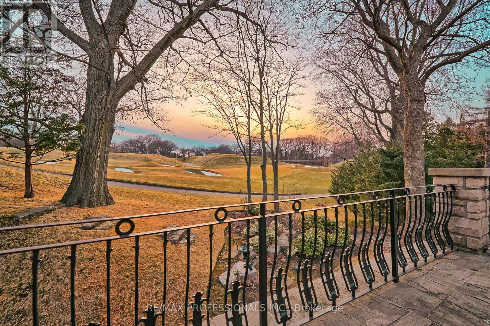 6a Edenbrook Hill, Toronto (Edenbridge-Humber Valley), Ontario  M9A 3Z6 - Photo 47 - W12098793
