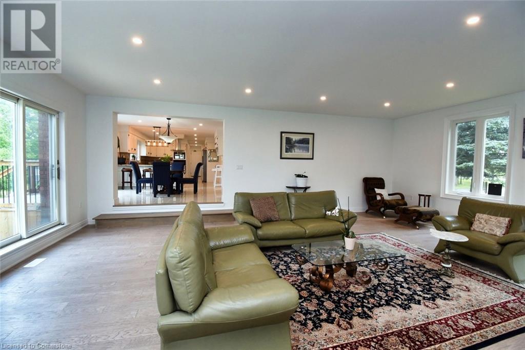 237 Highland Road E, Stoney Creek, Ontario  L8J 3E6 - Photo 10 - 40726085
